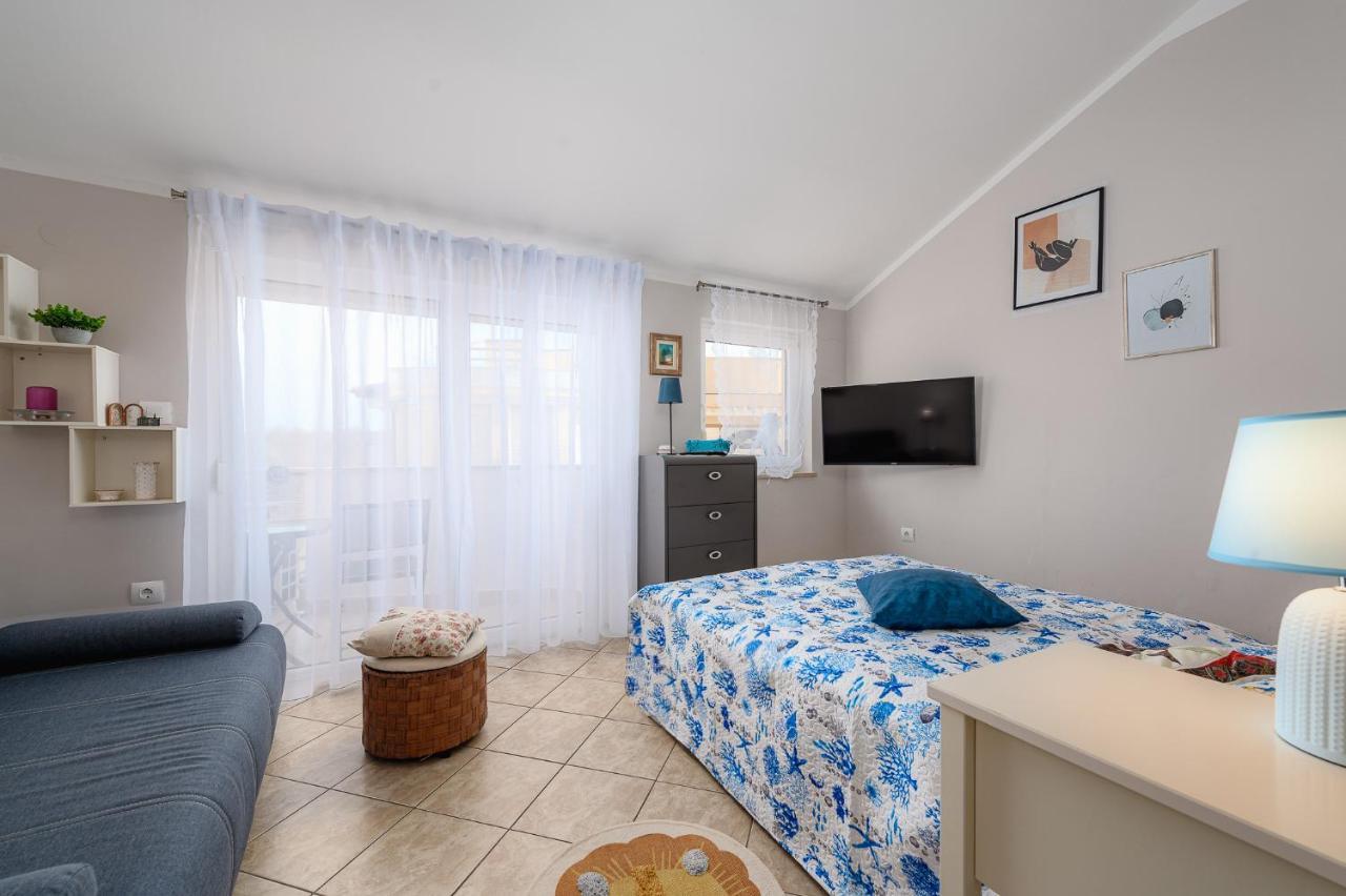 Ares - Monterol Apartmán *